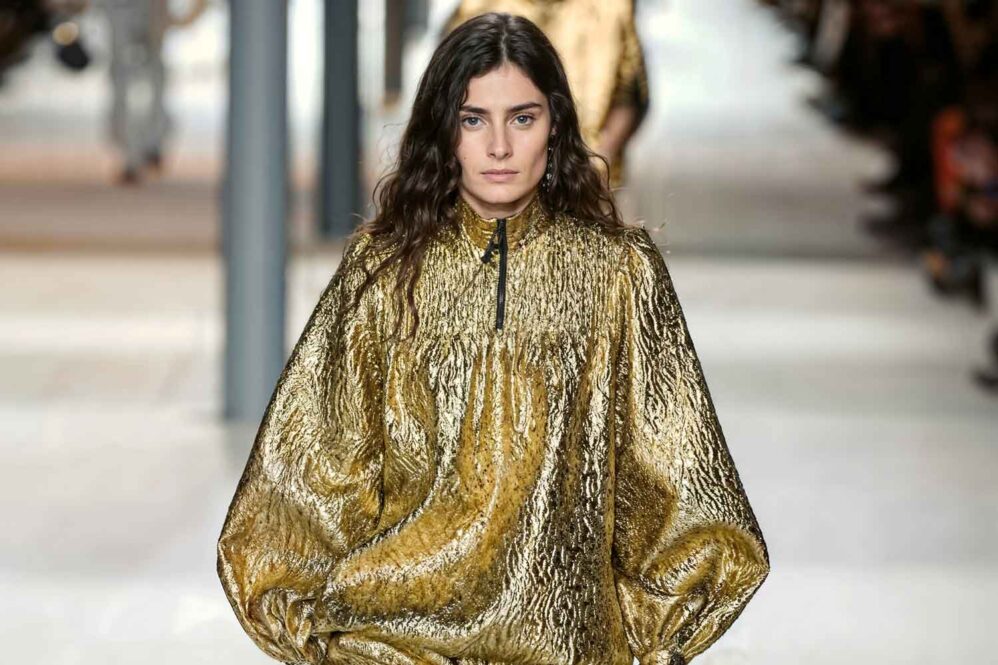Gold-Fabric For Custom Fashion